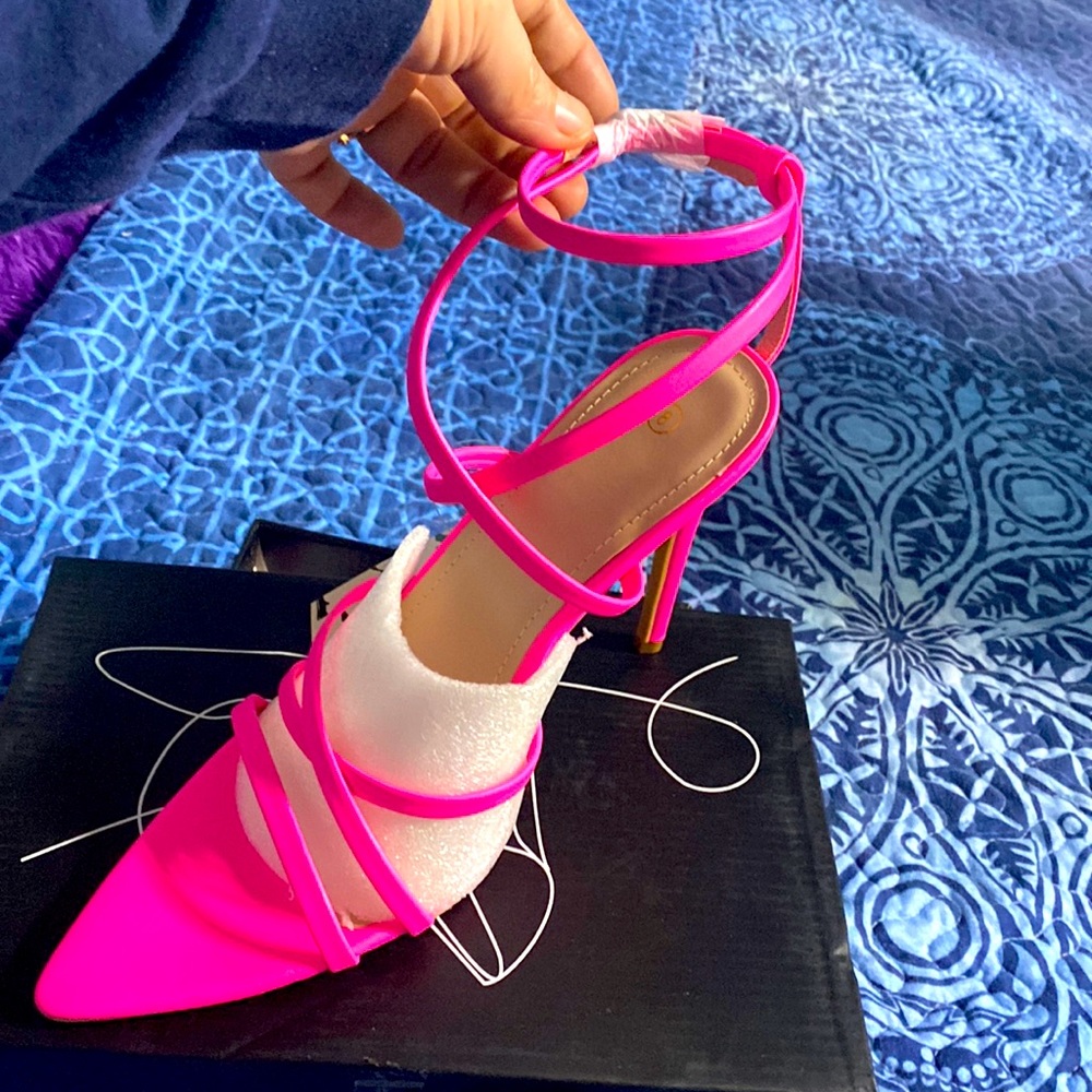 MySoft womens hot pink Strappy heels Sz 8 7 NEW NIB PROM